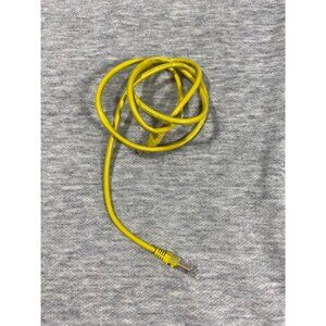 Ethernet Cable Yellow Connecting Devices High Speed 550MHz 3Ft